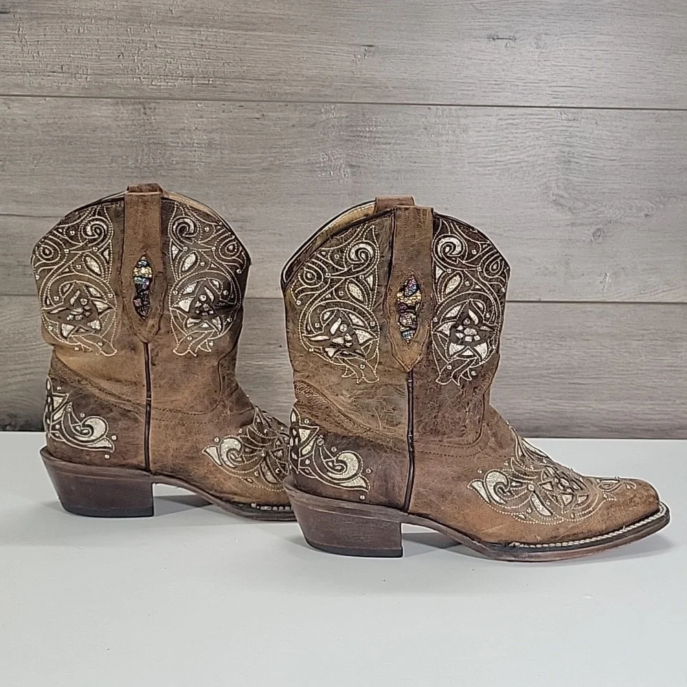 Brandon Cut-out Embellished Western Cowboy Short Boots - Brown Sz 8.5
